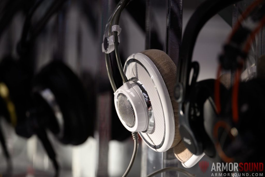Active Noise Cancelling vs. Passive Noise Isolation What’s the Difference