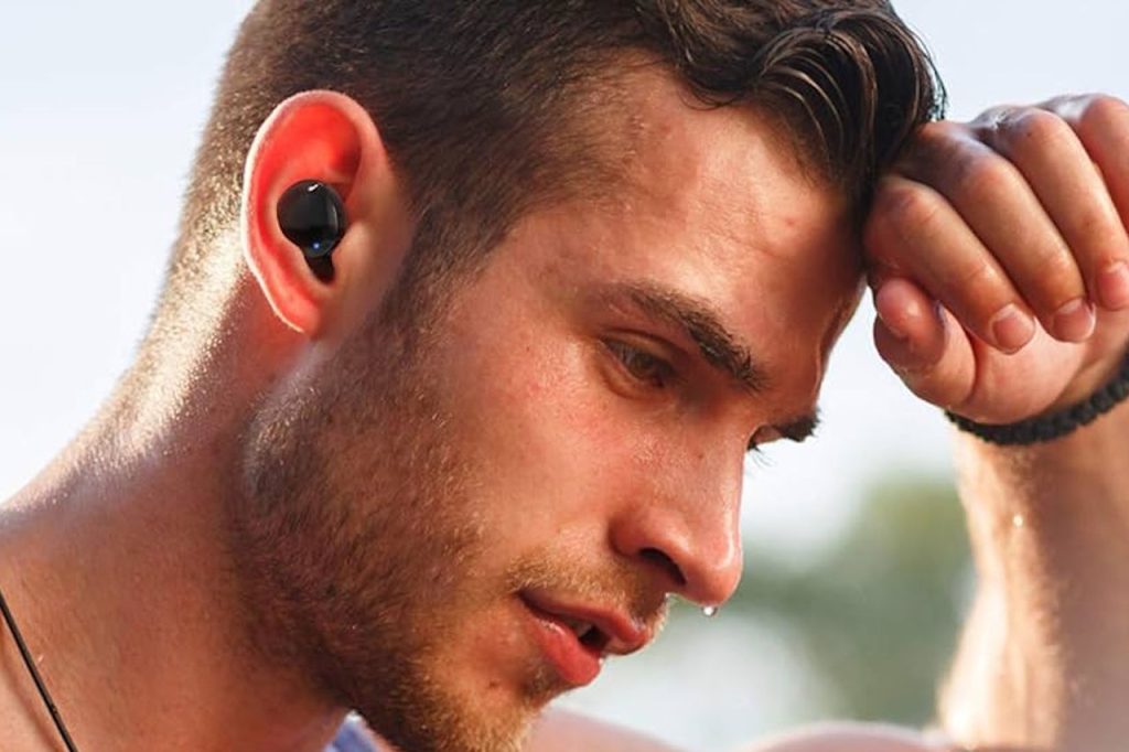 Headphones vs. Earbuds vs. Bone Conduction Guide Battery Life & Charging
