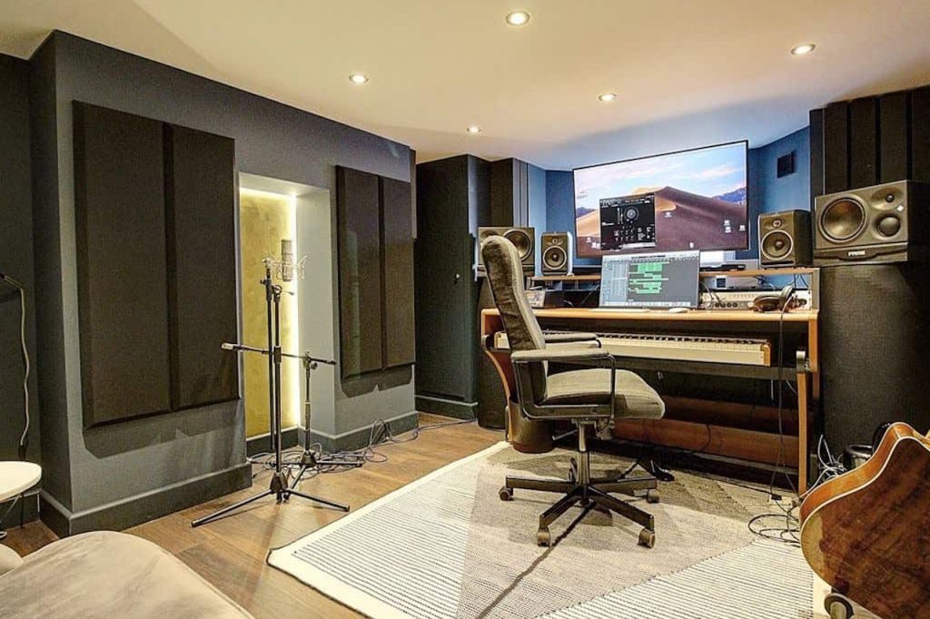 How to Soundproof a Room for Music Guide Assessing your Room for Weak Points