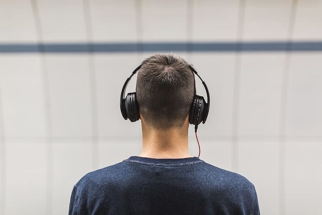 When to Use Passive Noise Isolation Headphones Guide