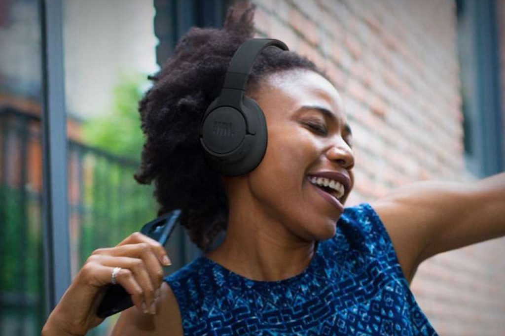 Best Low Latency Audio Devices Speakers, Headphones, Earbuds