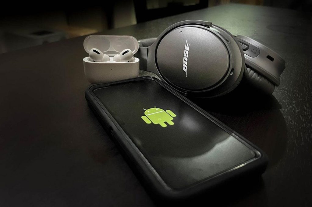 Bluetooth Audio Delay Across Devices for Headphones, Earbuds, and Speakers