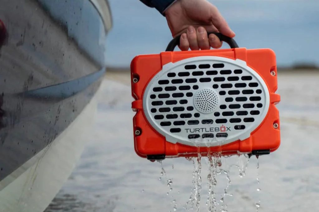 Comparison Factors for the Top 10 Best Waterproof Portable Speakers